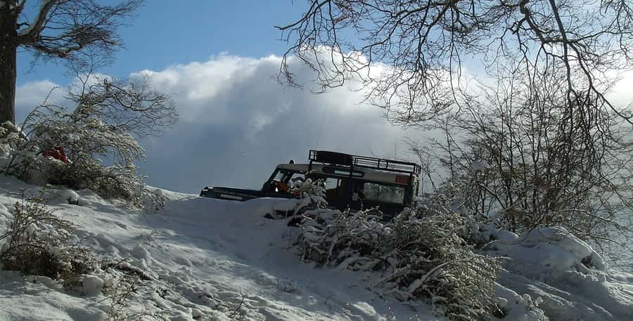 Ushuaia 4WD Off-Road Adventure: Hidden Lakes & Argentine BBQ - Winter plans at Tierra Mayor