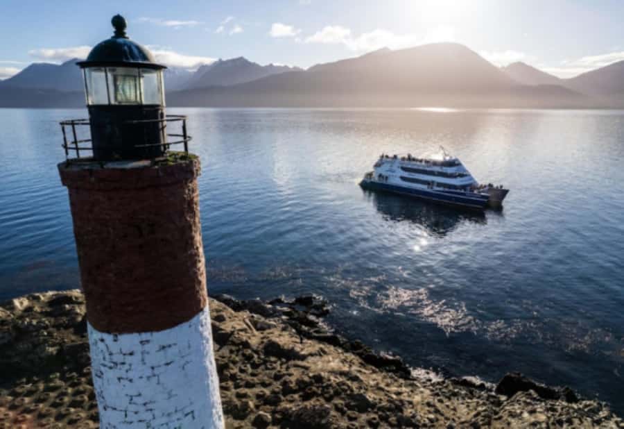 Ushuaia: Beagle Channel, Seal Island & Bridges Islands Tour - What the $88 price includes