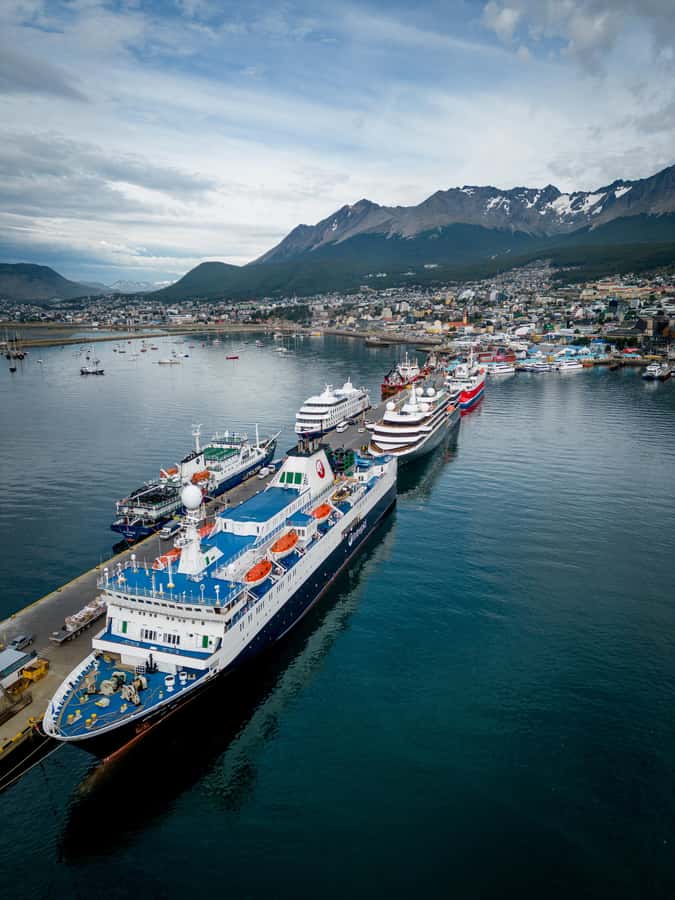 USHUAIA | City Tour + Martial Glacier Reserve - Starting in Ushuaia: what the city portion adds