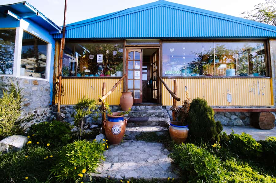 Ushuaia: Escondido & Fagnano Lakes Tour AM - What the $80 price really covers