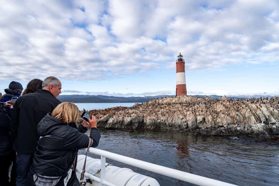 USHUAIA | Navigation: Sea Lions, Birds and Lighthouse - Is $108 a fair price for this Beagle Channel cruise?