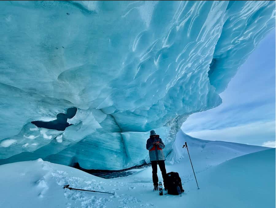 Ushuaia: Ojo del Albino - Full day trekking - What is included for the $200 price?