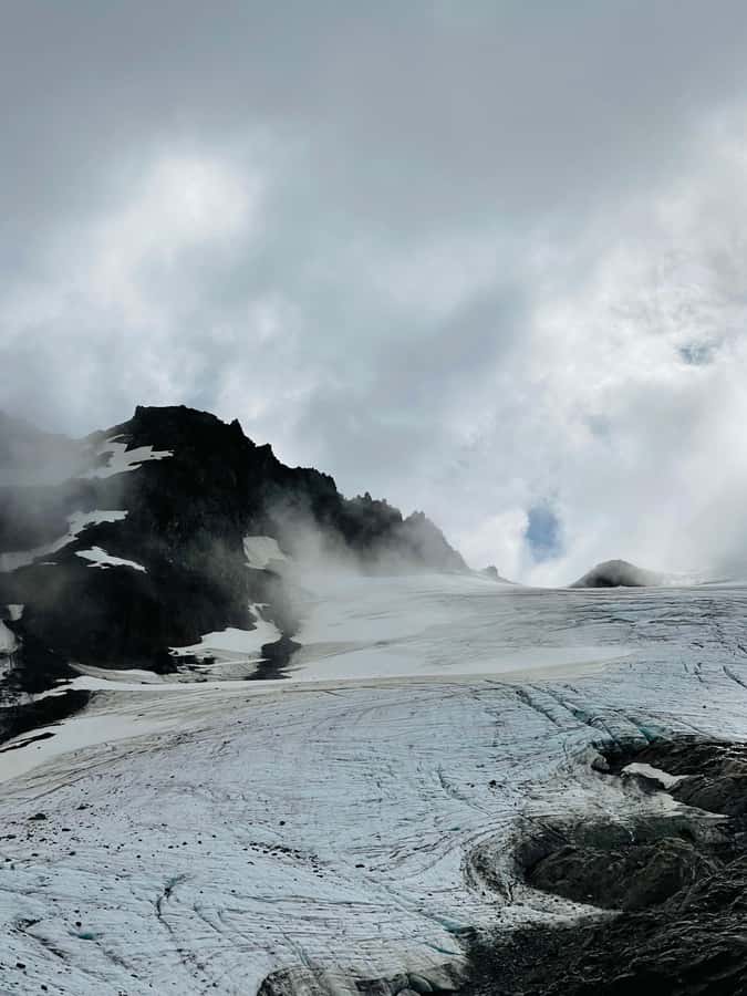 USHUAIA: TREKKING IN LAGUNA DE LOS TÉMPANOS AND VINCIGUERRA GLACIER - The return walk and the 10-hour day
