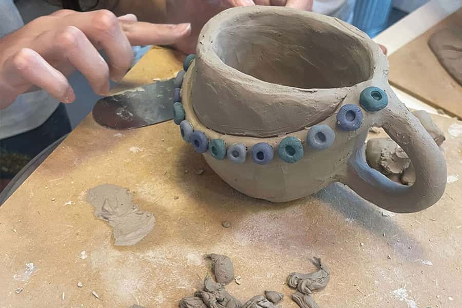 Wine & Pottery Class For Beginners in Buenos Aires Argentina - Wine, snacks, and a relaxed studio mood